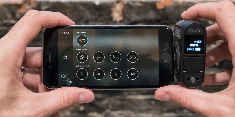 Illustration for article titled DxO One Review: Souping Up Your iPhone's Camera Comes at a Cost